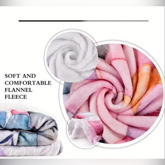 NIB Little Mermaid Fleece Blanket - Picture 4 of 9